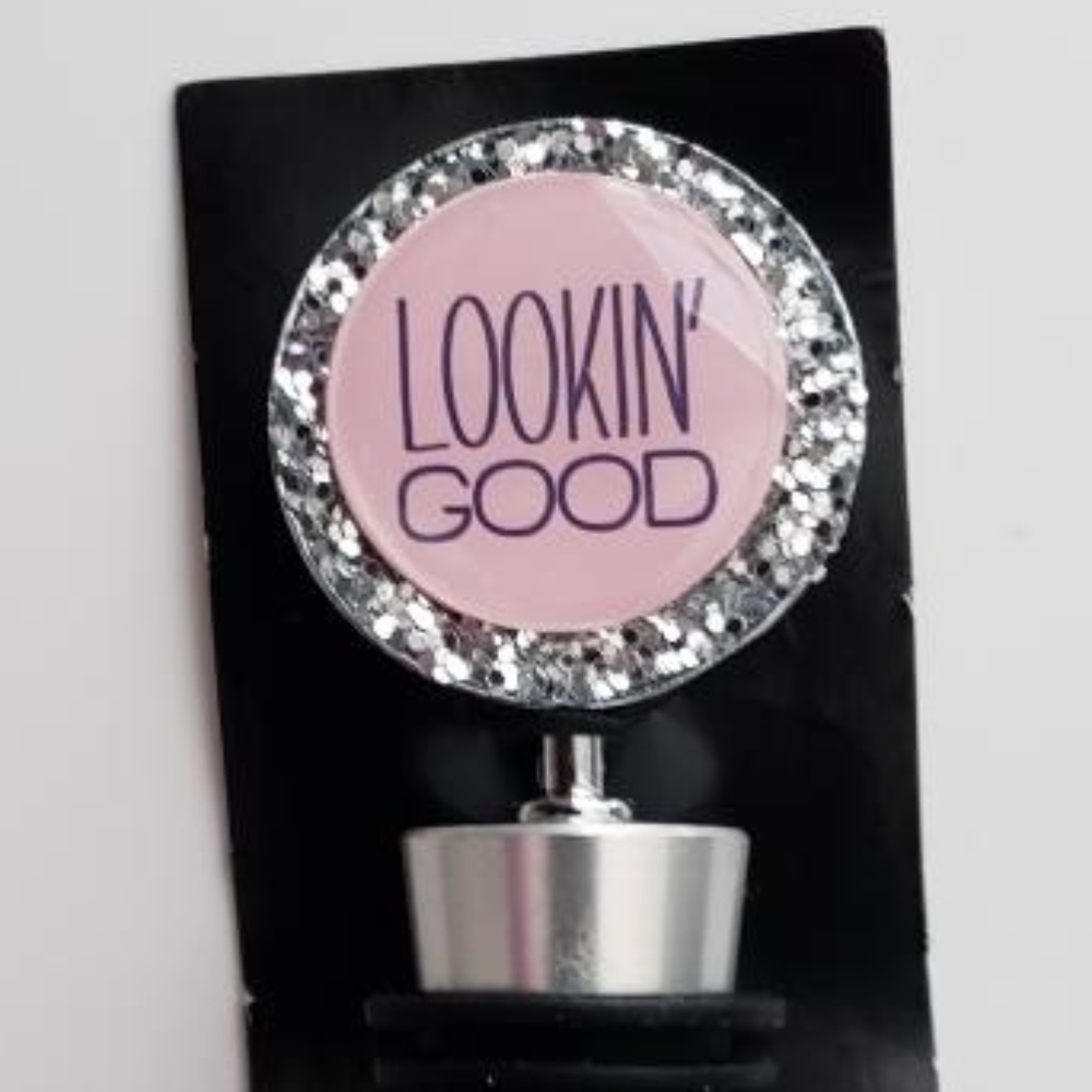 GLITTER LOOKIN GOOD WINE STOPPER